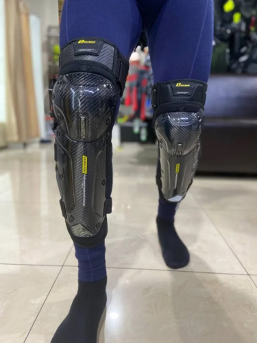 Ones Again Наколенники Carbon Fiber Force в Пензе